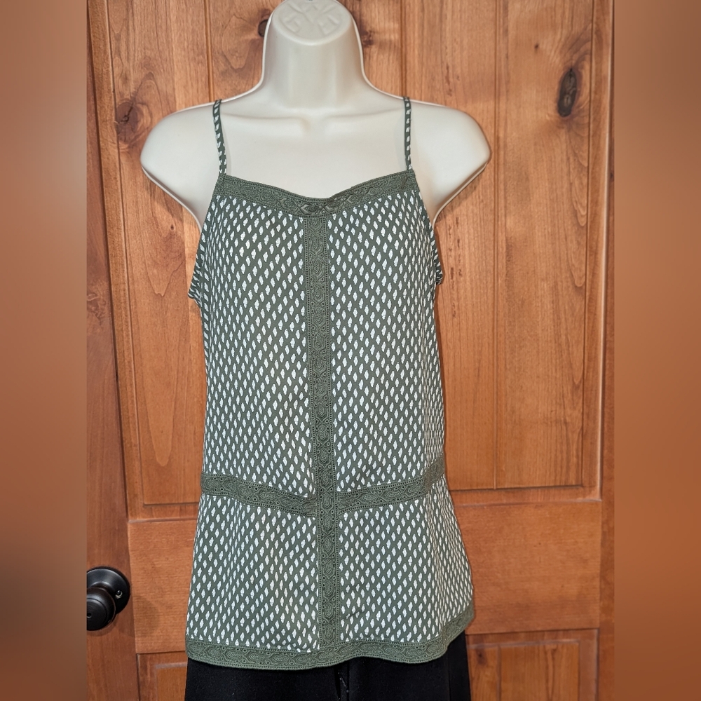 Allison Joy Green and White‎ Camisole Top